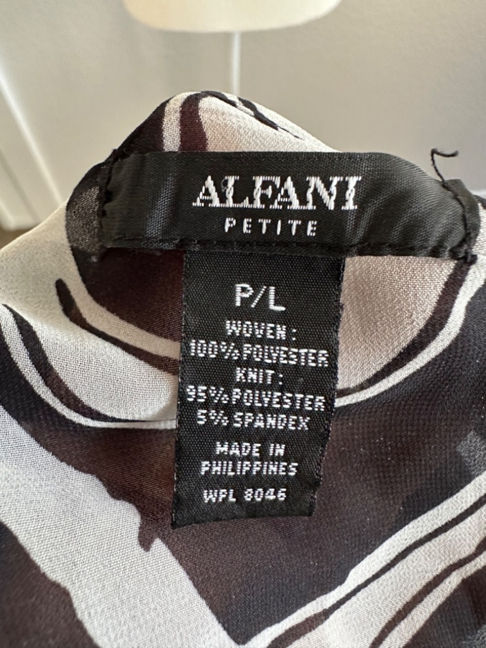 Alfani Petite Blue Black Abstract Floral Sheer Overlay Blouse Bell Sleeve Top - Picture 7 of 7